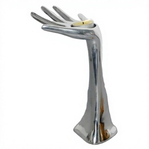 Portavelas de Metal Plateado para Velas de Té, Decoración para el Hogar, Técnica de Fundición a Mano, Acabado Pulido Brillante, Portavelas Esculpido - Product Image 1
