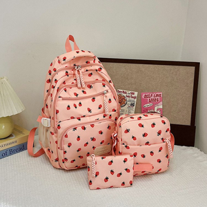 Sac à dos vintage à motif fraises pour étudiantes, nouveau ensemble tendance trois pièces, sac à bandoulière double - Product Image 1