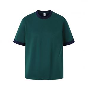 เสื้อยืดผู้ชายสีเขียว แขนสั้น คอกลม แต่งขอบตัดกัน ทรงปกติ สวมใส่สบาย สีพื้น ผ้าฝ้าย - Product Image 1