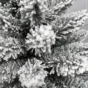 Mini Árbol de Navidad Decorativo de PVC con Material de Papel Flocado Puntiagudo, Árbol de Navidad Pequeño con Copos de Nieve para Escritorio - Product Image 2