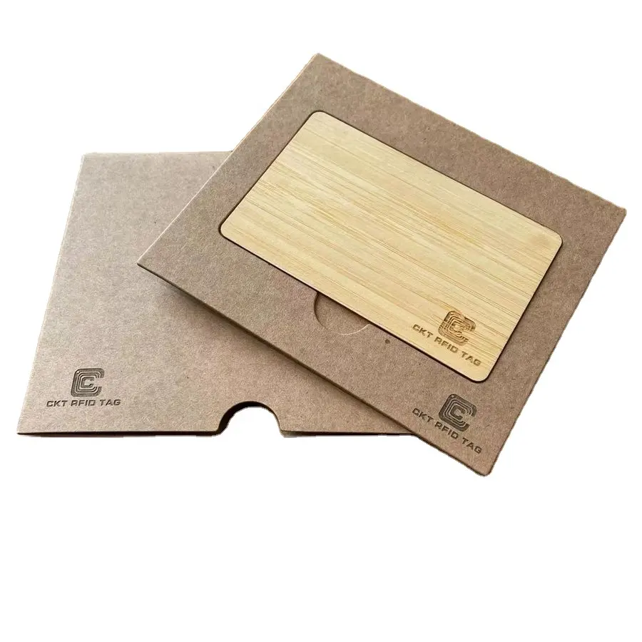 Carta di legno riciclabile NFC logo personalizzato carta di legno di bambù incisa NFC per le imprese