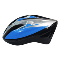 Casque de sécurité sportif en PU en gros avec trous d'aération et système réglable pour le roller, le ski, le vélo, la planche à roulettes