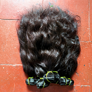 Cheveux humains bruts d'Inde du Sud, vierges non traités, naturels, ondulés profonds, fournisseurs de cheveux ondulés, cheveux humains bruts alignés sur les cuticules provenant des temples - Product Image 1