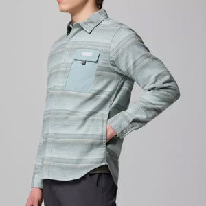 เสื้อเชิ้ตตกปลาพิมพ์ลายฮาวาย ป้องกันแสงแดด SPF50  คอเสื้อแบบซับลิเมชั่นกันความชื้น  ตกแต่งเลื่อมรูปปลา  กระดุมขนาดใหญ่ - Product Image 3