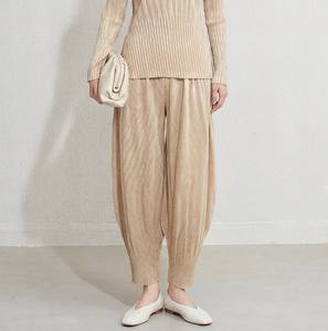 PY 2026 New Arrivals Elegant Pleated Pants Fashion Black Textured Casual Cuffed <b>Elastic</b> Waist Breathable Quick Dry 100% - Product Image 2