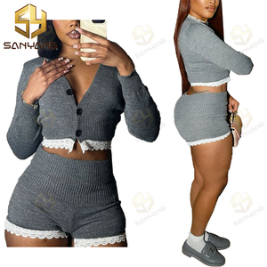 2025 nuevo otoño mujer lindo conjunto de punto de encaje Patchwork Crop Sweater Shorts conjunto de 2 piezas Sexy Lady Y2K conjunto de dos piezas de punto para mujer - Product Image 1