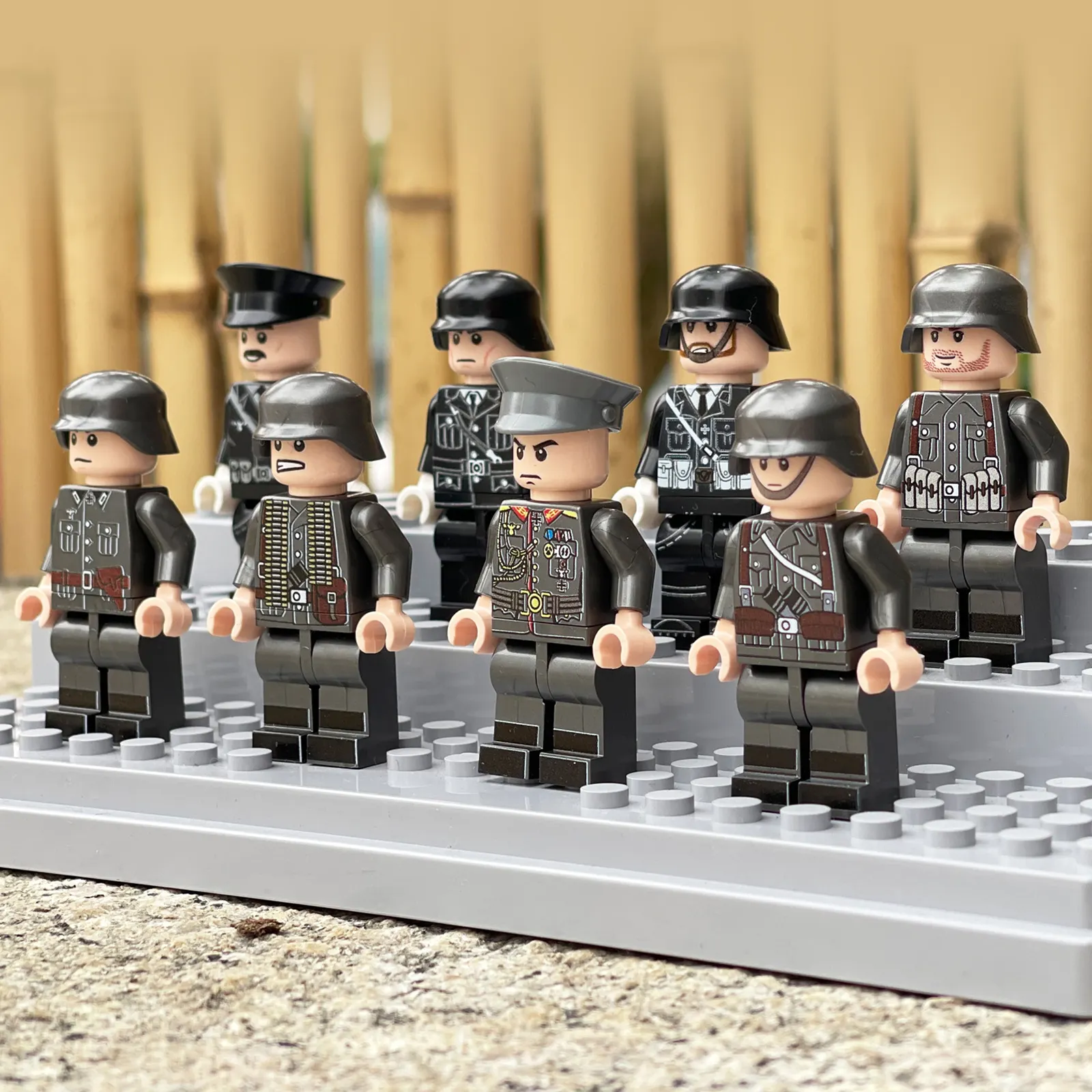 Mainan Figur Tentara Militer PD2, 8 Buah/Set Mainan Balok Bangunan Tentara Jerman Mini untuk Hadiah Anak Laki-laki