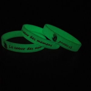 Cá nhân logo Glow-in-The-Dark Silicone dây đeo cổ tay silicon cao su dây đeo cổ tay - Product Image 2
