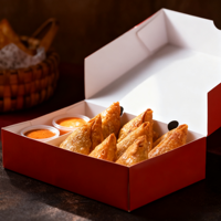 Cajas de Cartón Corrugado Reciclables para Empanadas Españolas con Logotipo Personalizado, Acabado Mate, Ventana y Diseño Plegable