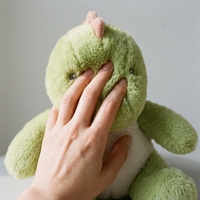 Peluche dinosaure personnalisée OEM en gros, chauffable au micro-ondes, super douce, rembourrage en coton PP, pour anniversaire