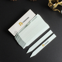 Etiquetas Personalizables al por Mayor para Conferencias - Opciones de Color Sólido, Materiales de Papel Offset y Cartón