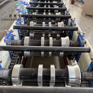 Machine à fabriquer des gouttières carrées, machine à former des gouttières - Product Image 4