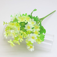 Petite chrysanthème artificielle en tissu de soie pour la décoration de jardin et d'intérieur, fleur artificielle pour l'ameublement domestique