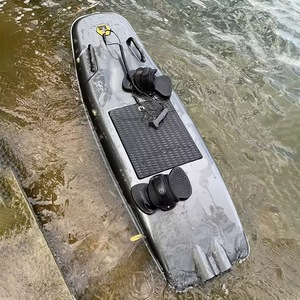 Tabla de Surf Eléctrica - Jetboard Motorizado Profesional, Scooter Acuático y Tabla de Surf para Deportes Acuáticos Extremos - Product Image 6