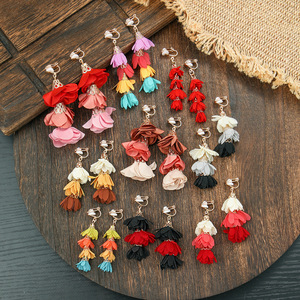Pendientes Colgantes de Moda con Forma de Flor, Chapados en Oro, Estilo Bohemia para Mujer, Joyería de Resina Acrílica 2025 - Product Image 4