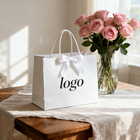 Sacs à provisions en papier de luxe personnalisés pour les magasins de vêtements - Emballage de vente au détail et de cadeaux