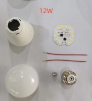 Vente en gros d'ampoules résidentielles à LED Lampada Focos 3W 5W 7W 9W 12W 15W 18W 24W E27 Ampoules de plafond B22 Ampoules à LED de matière première légère