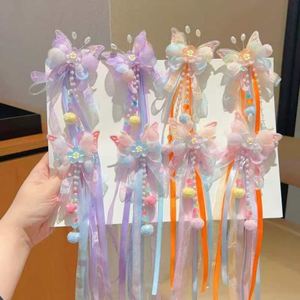 Pinza de Pelo con Mariposa de Estilo Dulce para Mujer, Material Plástico y Empaque de Cartón, Accesorio para el Cabello con Cinta de Estilo Chino - Product Image 1
