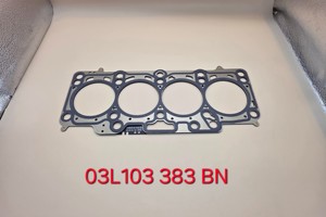Guarnizione Testata Cilindri 03L103383BN Nuova di Alta Qualità in Materiale MLS per VW <span class=keywords><strong>Golf</strong></span> VI Jetta <span class=keywords><strong>1</strong></span>.6 2.0 TDI <span class=keywords><strong>1</strong></span>.63mm 2 Fori con <span class=keywords><strong>1</strong></span> Anno di Garanzia - Product Image 2