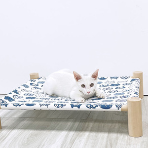 Lit en bois massif saisonnier quatre saisons avec nid en tissu lavable amovible pour chats Fournitures pour chats à motif animal - Product Image 1