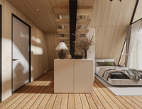 Maison dans les arbres en forme de A avec 2 chambres et terrasse, structure en acier galvanisé préfabriquée, design triangulaire au style unique