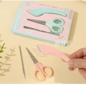 Juego de 3 herramientas de belleza: lima de uñas, limpiador de oídos, cepillo para cejas, herramienta de maquillaje portátil para uso general - Product Image 2