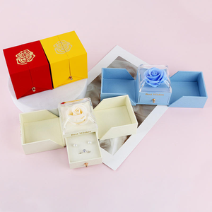 Caja de Regalo de San Valentín con Anillo de Flores de Jabón y Collar, Caja de Regalo con Rosa Eterna y Jabón Macaron de Doble Apertura - Product Image 6