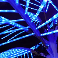 Wasserdichte blaue LED-Palmenleuchte mit realistischen Blättern für Halloween, Heimdekoration, Garten, Resort, Strand und Weihnachtsdekoration