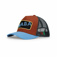 Casquette Trucker Ajustable 5 Panneaux Respirante de Qualité Supérieure avec Blocs de Couleurs, Patch Personnalisé et Design d'Image en Maille