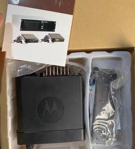 モトローラ カーラジオ DM3400 DM3401 DGM4100 M8220 M8228 カーラジオ V/UHF 長距離デジタルラジオ 在庫あり 即日発送 卸売 - Product Image 5