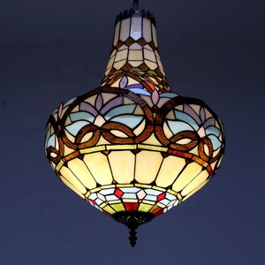 Lustre personnalisé LongHuiJing de style baroque Tiffany avec abat-jour en verre teinté - Product Image 2