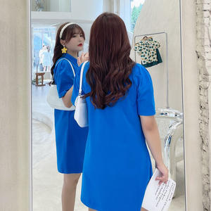 เสื้อโปโลผู้หญิงลองหยวนสีขาว ชุดเดรสลำลองถักนิตติ้งความยาวปานกลาง พร้อมกระเป๋าประดับเพชร N8052 - Product Image 3