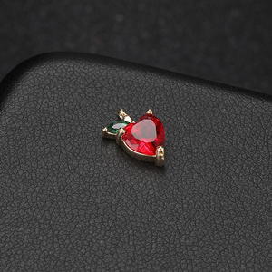 Venta al por mayor <span class=keywords><strong>Holan</strong></span>: Abalorios de CZ de frutas miniatura de verano (fresa, cereza, melocotón, piña) para joyería DIY, accesorios para mujer - Product Image 3