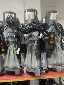 Moteur de porte à enroulement électrique AC600kg-1P pour porte à enroulement extérieure, avec télécommande - Product Image 6