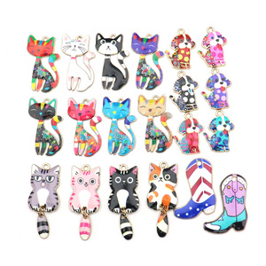 Breloques chat de dessin animé en alliage de zinc avec queue mobile, accessoires de bijoux DIY, pendentifs pour colliers, boucles d'oreilles, porte-clés, cadeau unisexe - Product Image 4