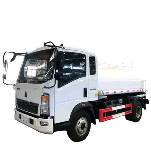 Sinotruk Howo Watertank Truck 5000Liter Drinkwater Vrachtwagens Te Koop