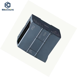 Controlador PLC Compacto 6ES7211-1AE40-0XB0 con Entradas Analógicas Integradas - Product Image 1
