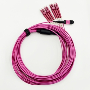 Câble de raccordement optique haute performance de qualité télécom OM4 LC multimode multicore 50/125, 3,0 mm LSZH MPO vers LC 8 fibres - Product Image 2