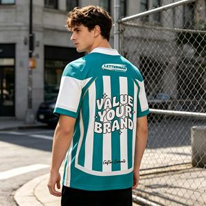 เสื้อฟุตบอลแฟชั่นทันสมัย พิมพ์ลายแบบซับลิเมชั่นเต็มตัว  รับสั่งทำตามแบบ  พร้อมสกรีนโลโก้ หมายเลข และชื่อทีม ระบายอากาศได้ดี แห้งเร็ว - Product Image 4