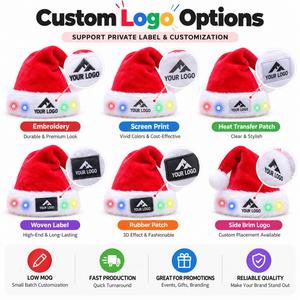 Chapeau de Noël LED avec logo personnalisé, chapeau de Père Noël lumineux en peluche, chapeau de fête lumineux à piles, vente en gros, cadeau - Product Image 2
