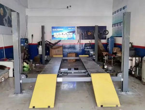 Lift parkir mobil Manual empat tiang yang sangat populer di Kanada sistem lepas sisi tunggal dengan kapasitas angkat 4000kg bersertifikat CE - Product Image 5