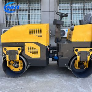 Nouveaux rouleaux vibrants à double tambour Changchai à roues, originaux, fabriqués en Chine, durables, de haute qualité, à haute efficacité opérationnelle pour - Product Image 1
