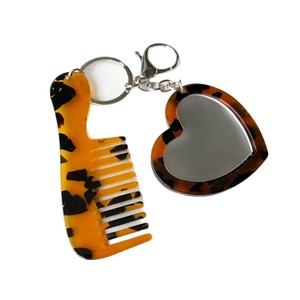 Zonyin <span class=keywords><strong>Miroir</strong></span> de maquillage portable en acétate, en forme de cœur, d'ours ou de <span class=keywords><strong>chat</strong></span>, avec peigne et porte-clés, mini <span class=keywords><strong>miroir</strong></span> cosmétique à suspendre pour sac - Product Image 5
