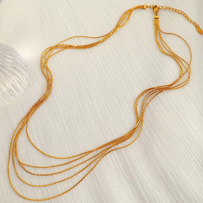 Neutral Design 18K Gold Women s