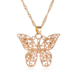 Nouveau collier pendentif papillon en métal creux européen accessoires en alliage féminin en gros
