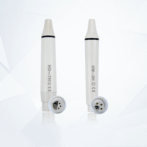 Pieza de Mano para Escalador de Turbina de Plástico con Punta Desmontable LED para Escalador Ultrasónico Piezoeléctrico Dental - Product Image 3