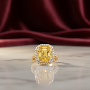 Bague de fiançailles de luxe en or jaune avec diamant naturel, pierre centrale jaune fantaisie taille coussin et halo de diamants pour femme - Product Image 2