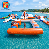 Parc aquatique gonflable commercial, parcours d'obstacles gonflable personnalisé avec toboggan, parc aquatique flottant pour divertissement en mer ou en lac