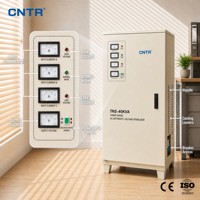 Stabilisateur de tension industriel TNS 40KVA CNTR de type servo triphasé AVR 380V 400V AC avec affichage à aiguille pour équipement d'usine