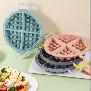 Grand moule à gâteau rond réutilisable <span class=keywords><strong>en</strong></span> <span class=keywords><strong>silicone</strong></span> pour <span class=keywords><strong>gaufrier</strong></span> grillé au four pour dessert et moules à chocolat pour la cuisson des gaufres - Product Image 3